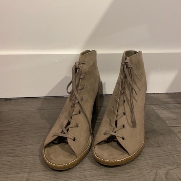 Grey Faux Suede Boots - Picture 6 of 6